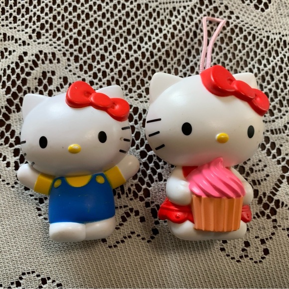 Hello Kitty lot of 2 toys keychain - Picture 1 of 4